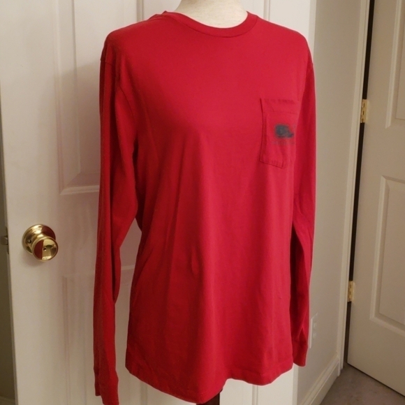 Vineyard Vines Red Christmas T-Shirt - Picture 3 of 9